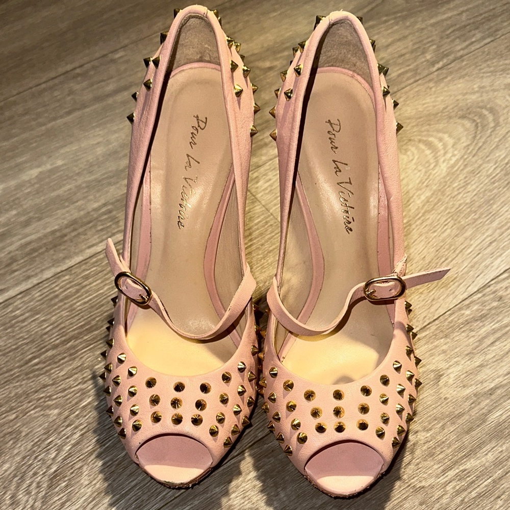 Pour La Victoire Pink Studded Heels